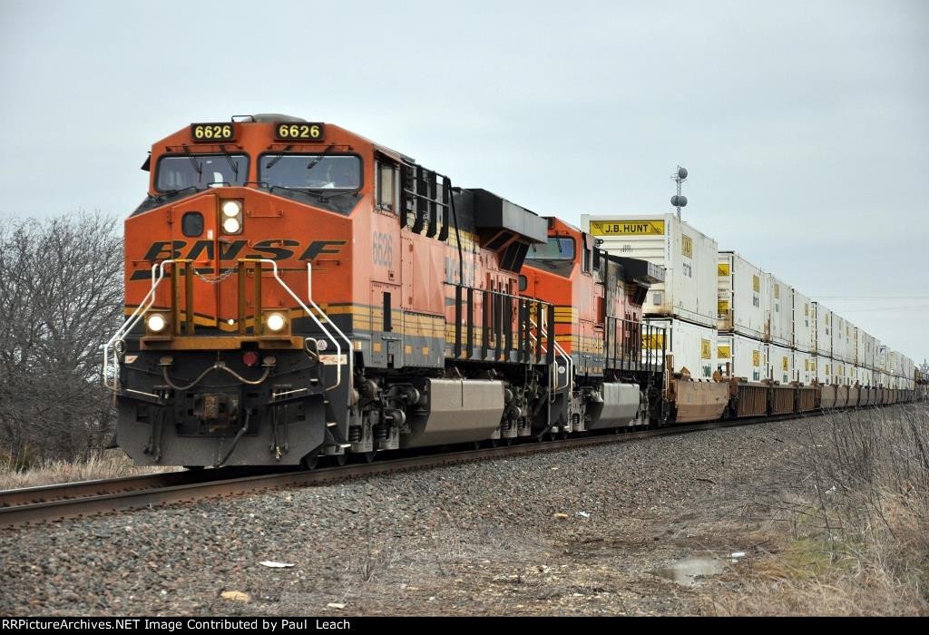 Intermodal cruises east